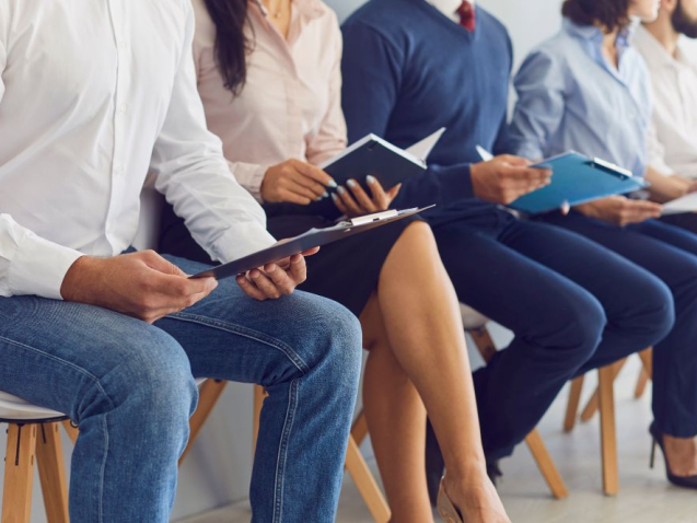 Hoe ziet werken via een uitzendbureau eruit?